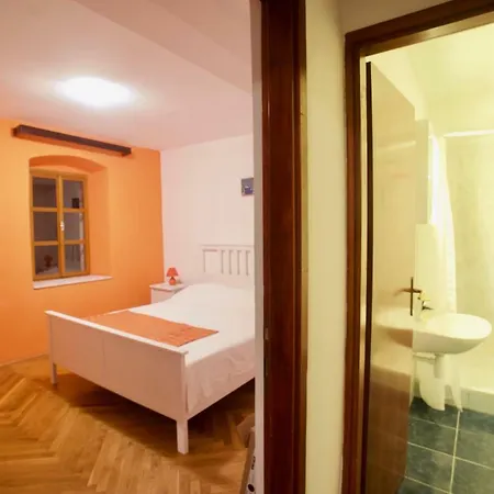 Apartman Naranca * 코미자
