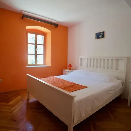 아파트 Apartman Naranca *