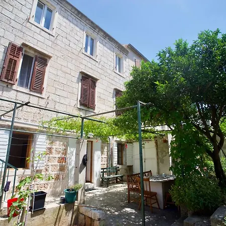 아파트 Apartman Naranca *