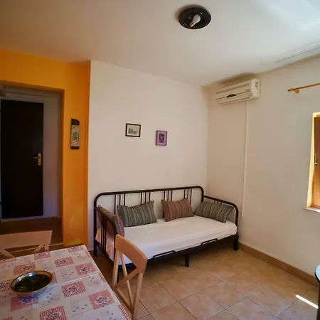 아파트 Apartman Naranca *